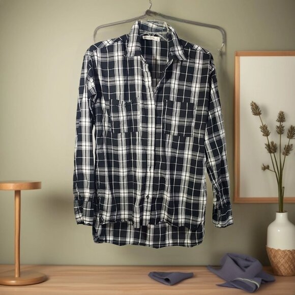 Abercrombie & Fitch Tops - Abercrombie Fitch Women XS Black  White Plaid Long Sleeve Button Shirt Western